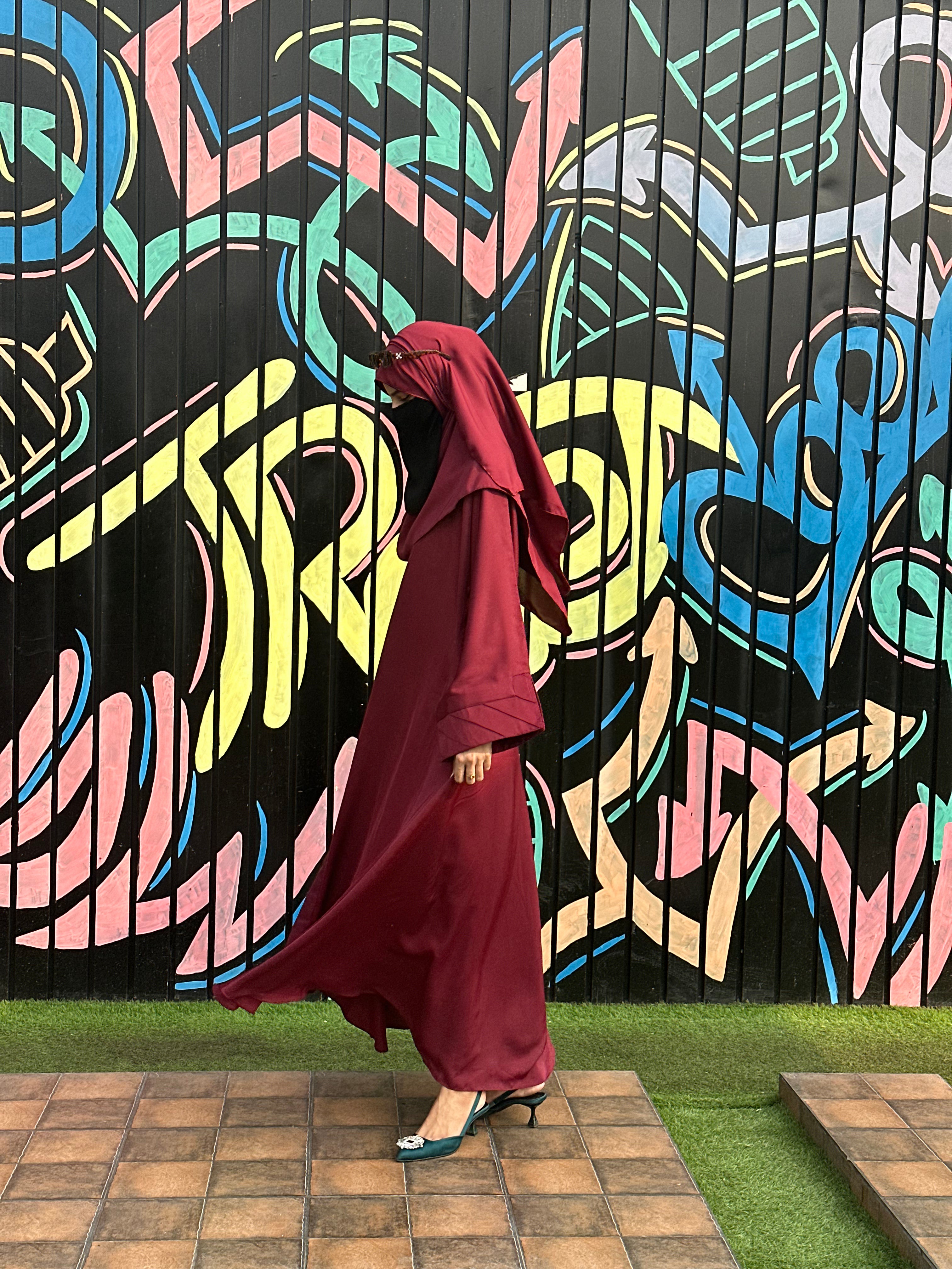 Dania's Decent Maroon Abaya