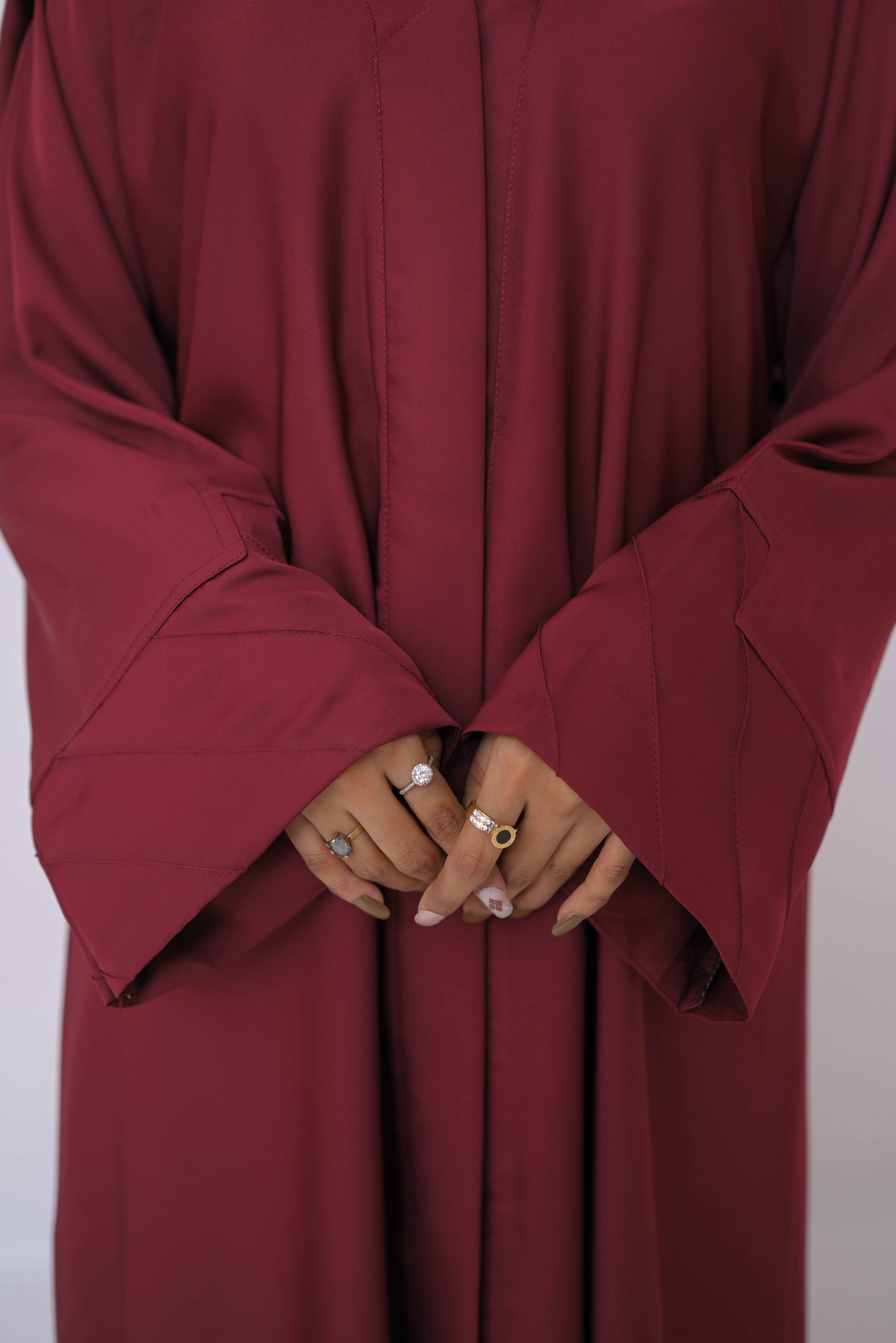 Dania's Decent Mehroon Abaya