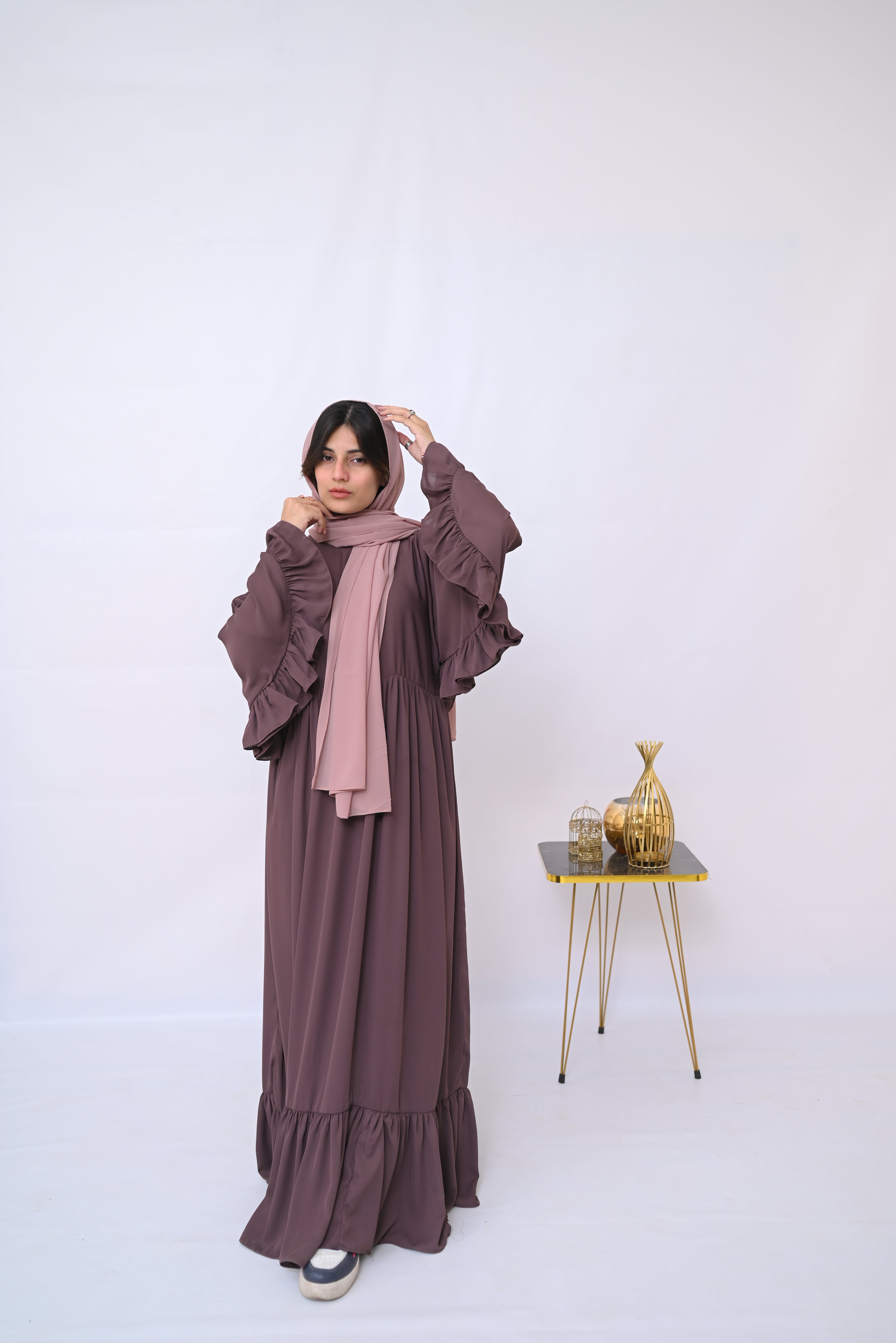 Dania's Chic Frill Abaya