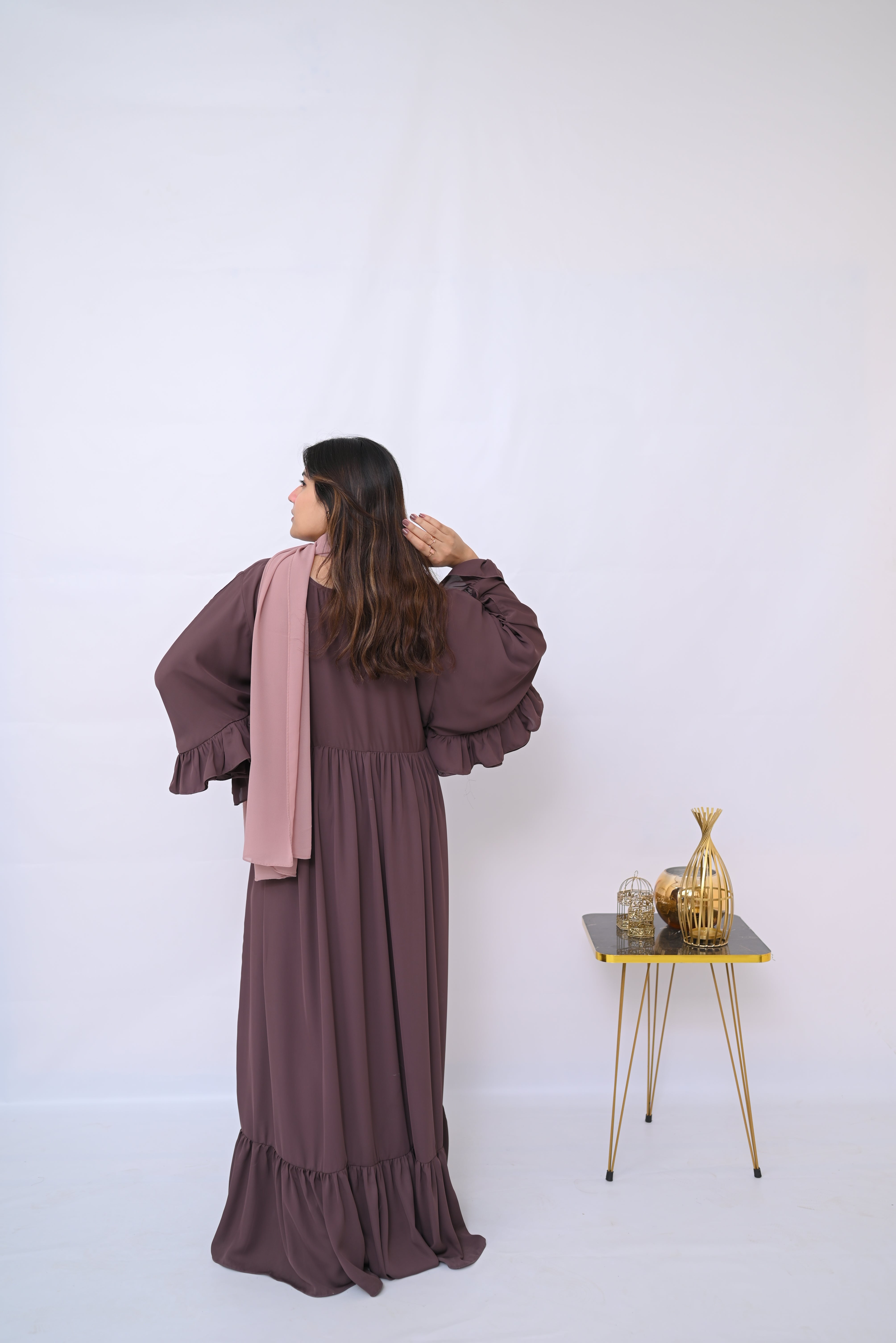 Dania's Chic Frill Abaya